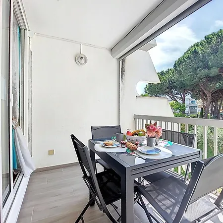 La Fregate-9 By Interhome Apartment *